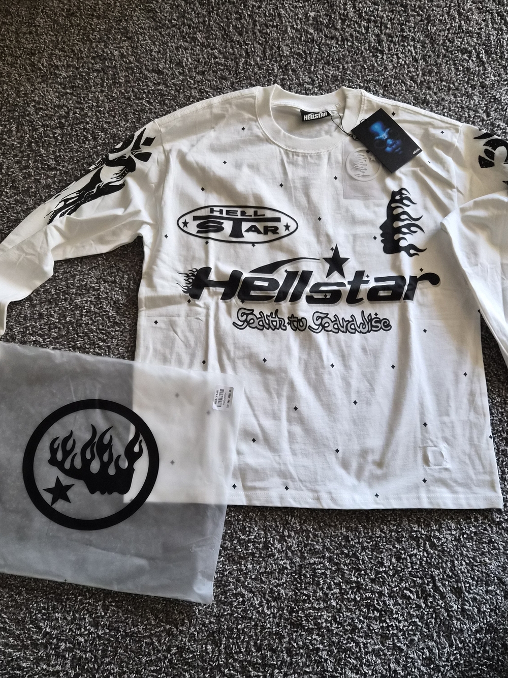 Hellstar Men’s White Graphic Long-Sleeve Shirt